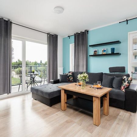Modern Apartment With Balcony & Free Garage Poznan By Noclegi Renters Exteriér fotografie