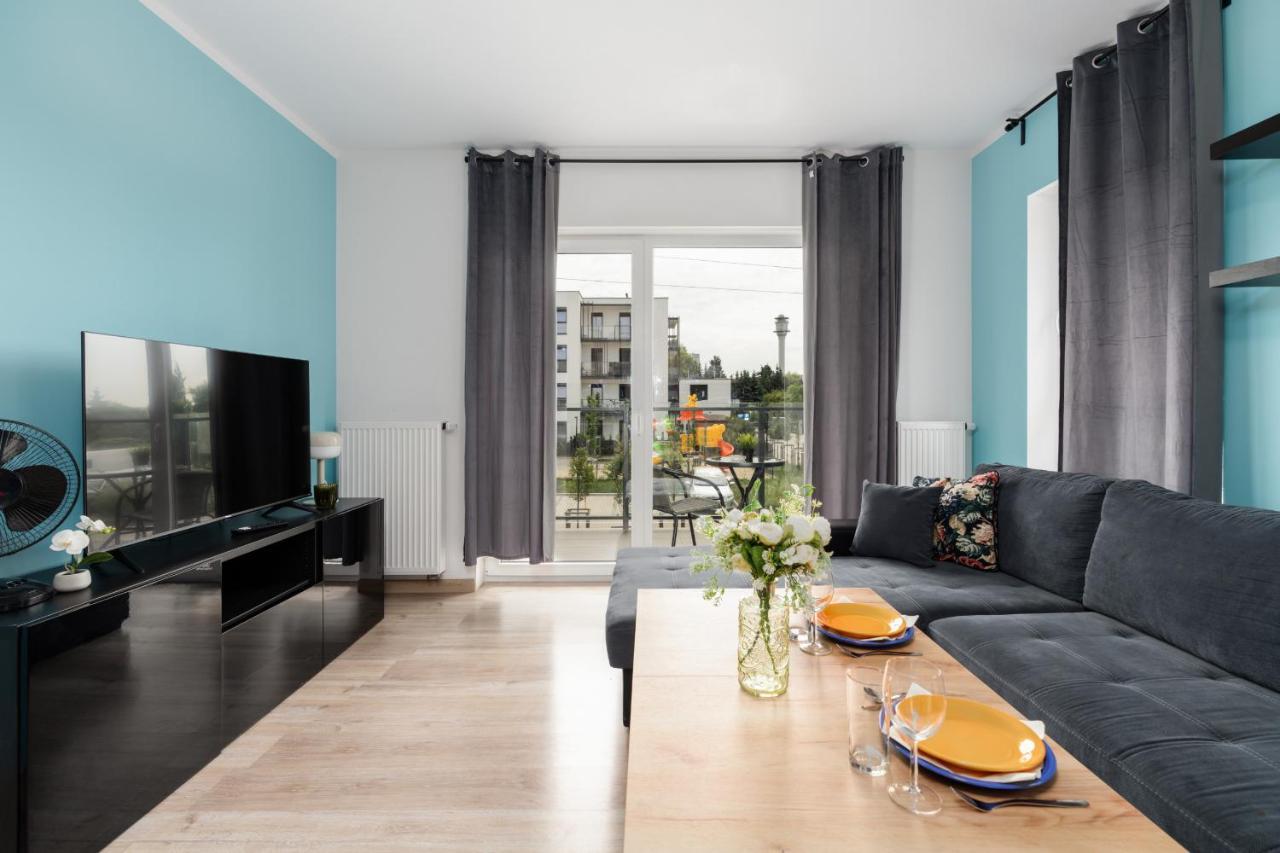 Modern Apartment With Balcony & Free Garage Poznan By Noclegi Renters Exteriér fotografie