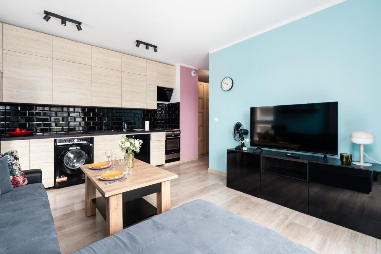 Modern Apartment With Balcony & Free Garage Poznan By Noclegi Renters Exteriér fotografie